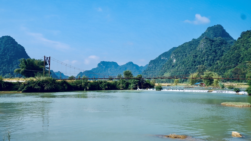 Ai về Trùng Khánh với tôi không?