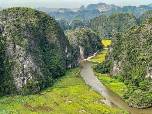 CỐ ĐÔ HOA LƯ - TAM CỐC - HANG MÚA
