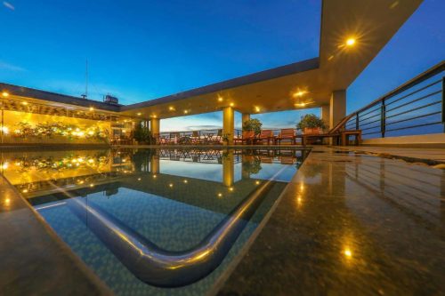 Romance Hotel